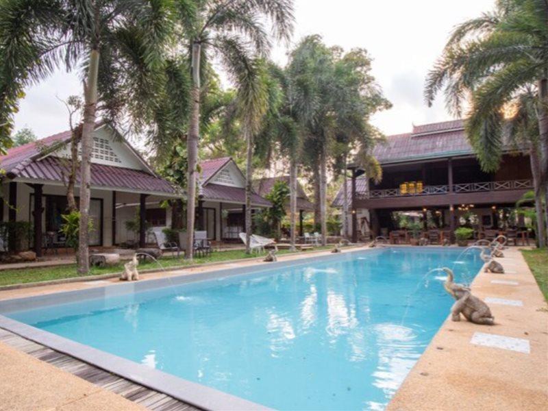 Capital O 834 Iyara Resort & Spa Ко Чанг Екстериор снимка